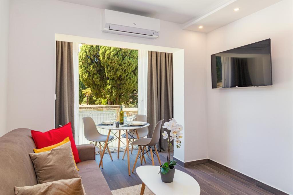 N&G New Apartment Stoja Beach Pula Luaran gambar