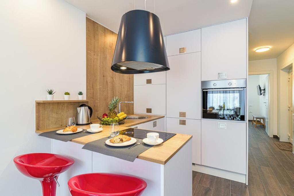 N&G New Apartment Stoja Beach Pula Luaran gambar